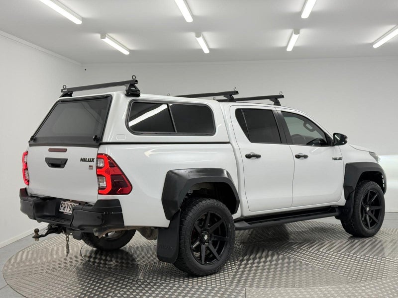 2023 Toyota Hilux GR Sport 2.8DT 4WD image 3