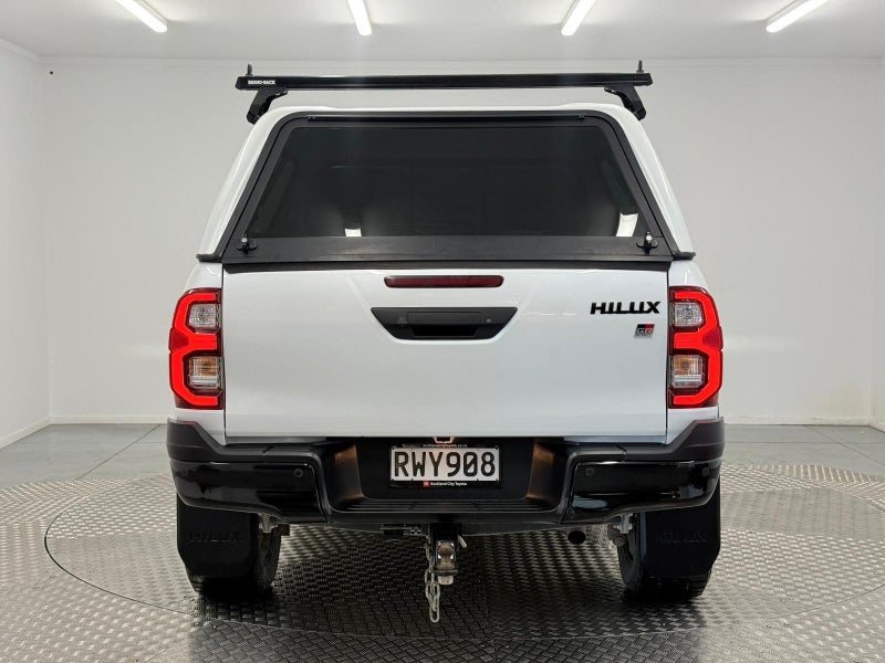 2023 Toyota Hilux GR Sport 2.8DT 4WD image 4