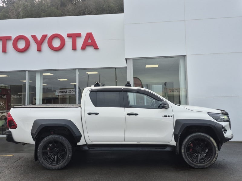 2023 Toyota Hilux GR SPORT 2.8DT 4WD Auto image 2