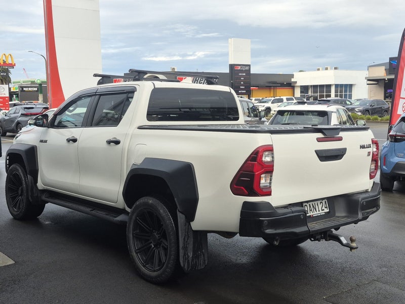 2023 Toyota Hilux GR SPORT 2.8DT 4WD Auto image 5