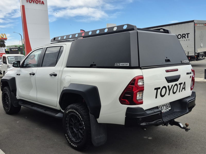 2023 Toyota Hilux GR SPORT 2.8DT 4WD Auto image 5