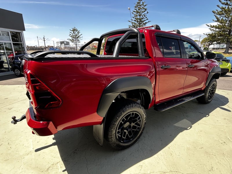 2023 Toyota Hilux MAKO 2.8DT 6AT 4WD DCW/4D/5S image 5