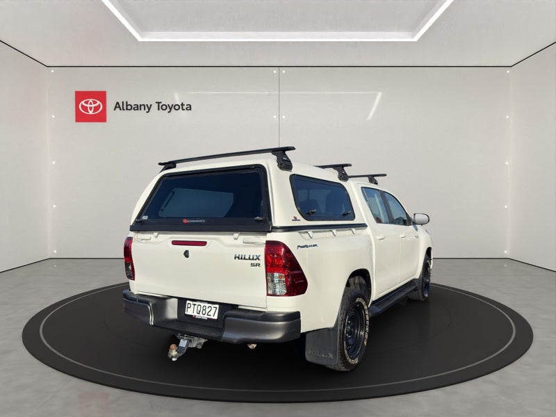 2023 Toyota Hilux SR 2.8DT 6AT 2WD DCW/4D/5S (J... image 3