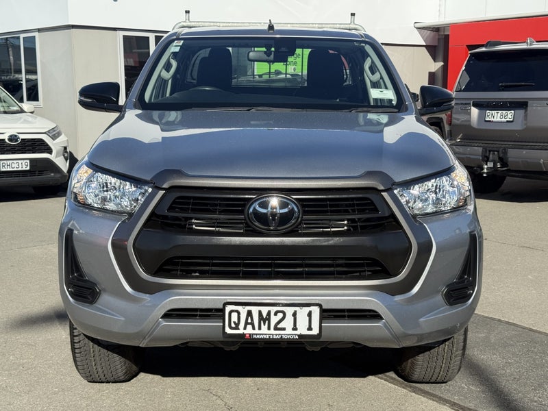 2023 Toyota Hilux SR 2.8DT 6AT 4WD image 4