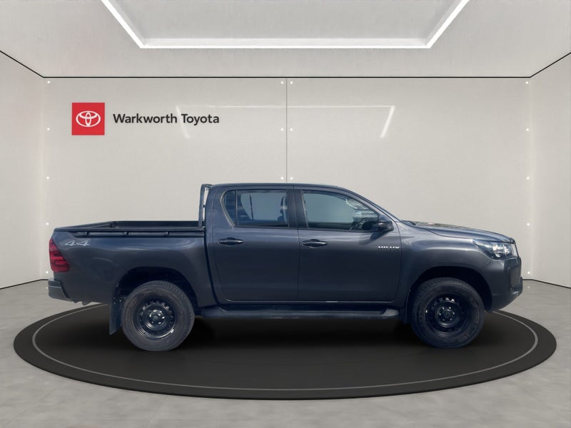 2023 Toyota Hilux SR 2.8DT 6MT 4WD DCW/4D/5S (J... image 2