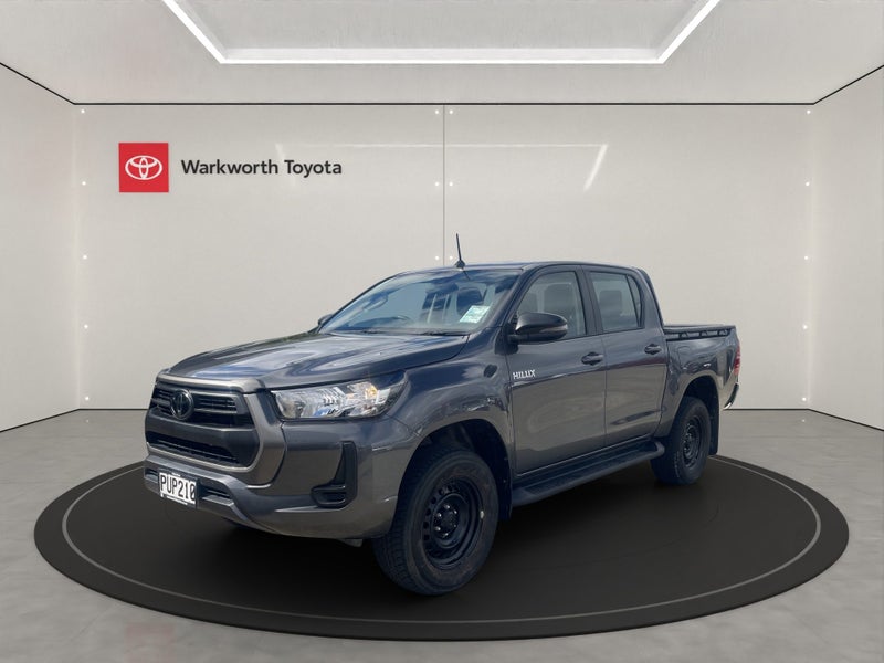 2023 Toyota Hilux SR 2.8DT 6MT 4WD DCW/4D/5S (J... image 3