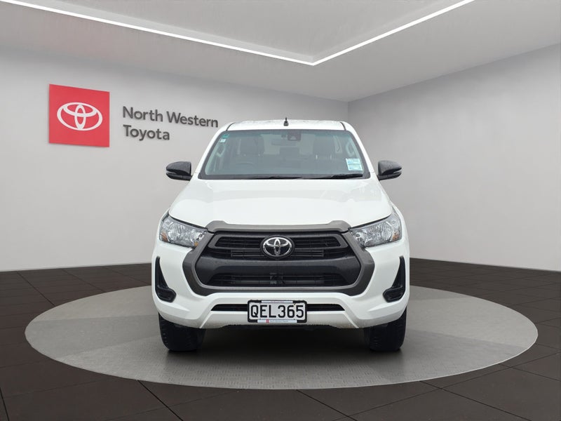 2023 Toyota Hilux SR 2.8L Diesel Turbo 2WD Ute image 2
