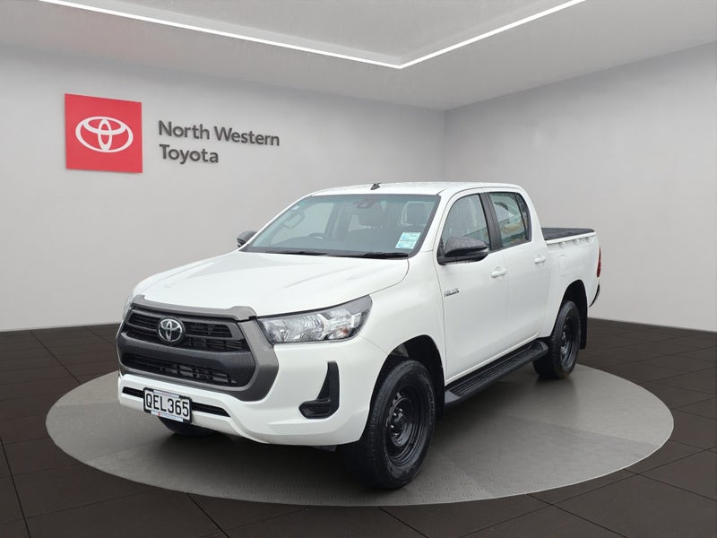 2023 Toyota Hilux SR 2.8L Diesel Turbo 2WD Ute image 3