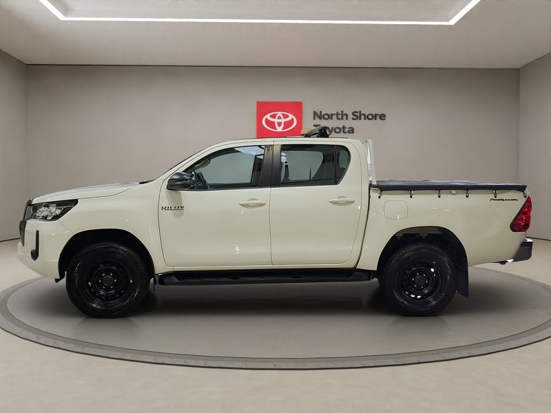 2023 Toyota Hilux SR 2.8L Diesel Turbo 2WD Ute image 4