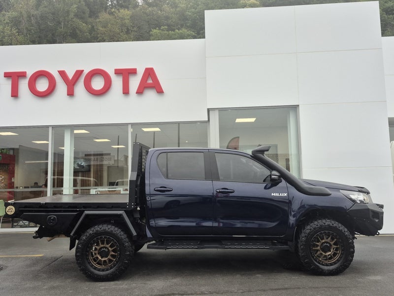 2023 Toyota Hilux SR 4WD 2.8Dt 4WD Auto image 2