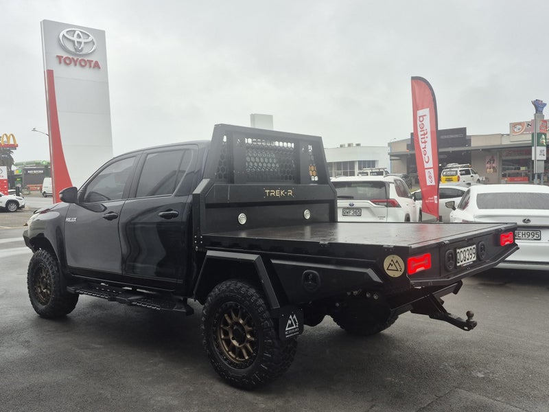2023 Toyota Hilux SR 4WD 2.8Dt 4WD Auto image 5