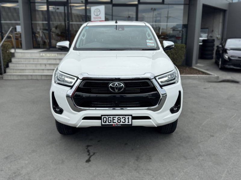 2023 Toyota Hilux SR5 2.8 Diesel Turbo 4WD Auto... image 2