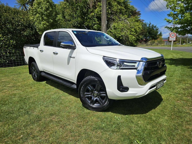 2023 Toyota Hilux SR5 2.8DT 6AT 4WD image 1