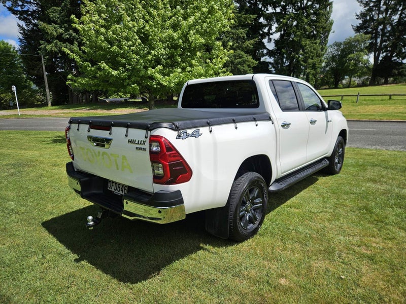 2023 Toyota Hilux SR5 2.8DT 6AT 4WD image 5