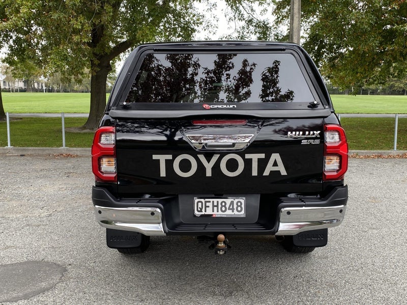 2023 Toyota Hilux SR5 2.8DT 6AT 4WD image 4