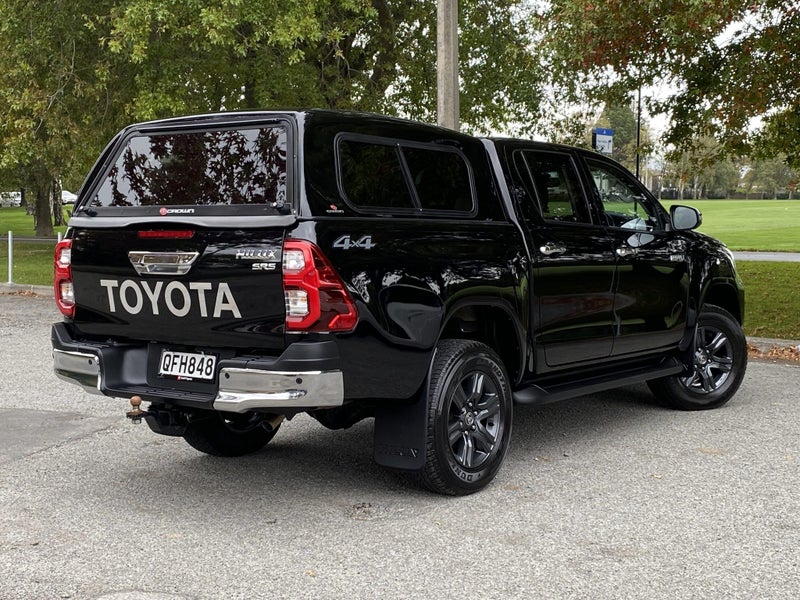 2023 Toyota Hilux SR5 2.8DT 6AT 4WD image 5