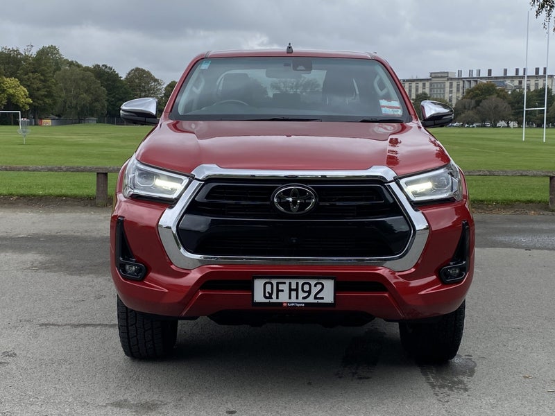 2023 Toyota Hilux SR5 2.8DT 6AT 4WD image 2