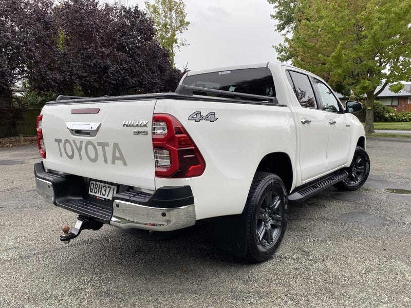 2023 Toyota Hilux SR5 2.8DT 6AT 4WD image 5
