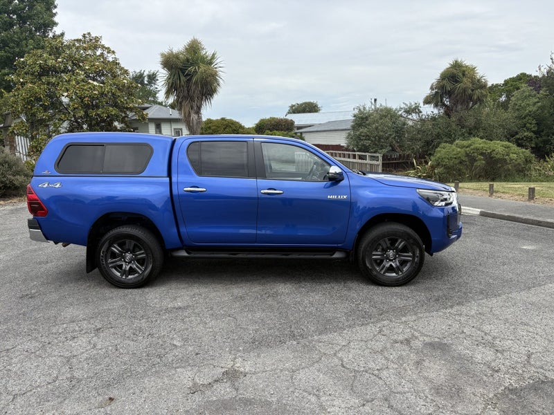 2023 Toyota Hilux SR5 2.8DT 6AT 4WD DCW/4D/5S image 3