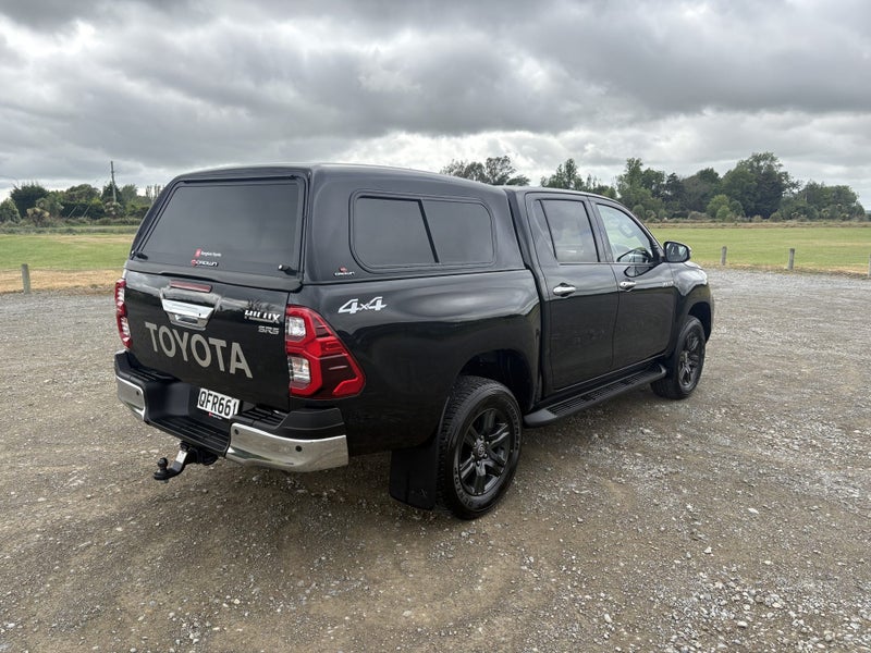 2023 Toyota Hilux SR5 2.8DT 6AT 4WD DCW/4D/5S image 5