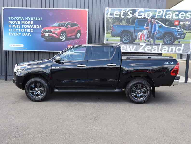 2023 Toyota Hilux SR5 2.8DT 6AT 4WD DCW/4D/5S image 5