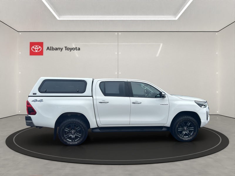 2023 Toyota Hilux SR5 2.8DT 6AT 4WD DCW/4D/5S (... image 2