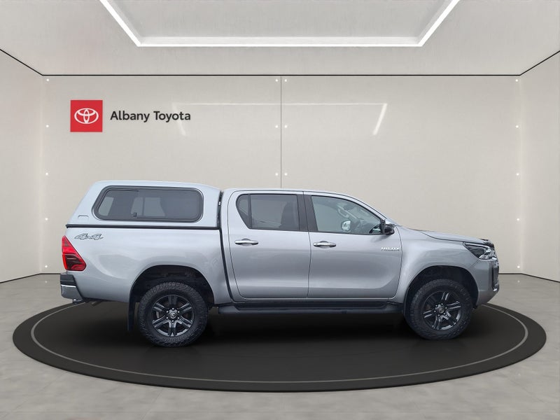 2023 Toyota Hilux SR5 2.8DT 6MT 4WD DCW/4D/5S (... image 2