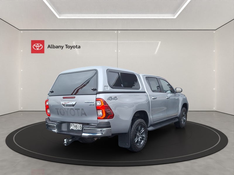 2023 Toyota Hilux SR5 2.8DT 6MT 4WD DCW/4D/5S (... image 3