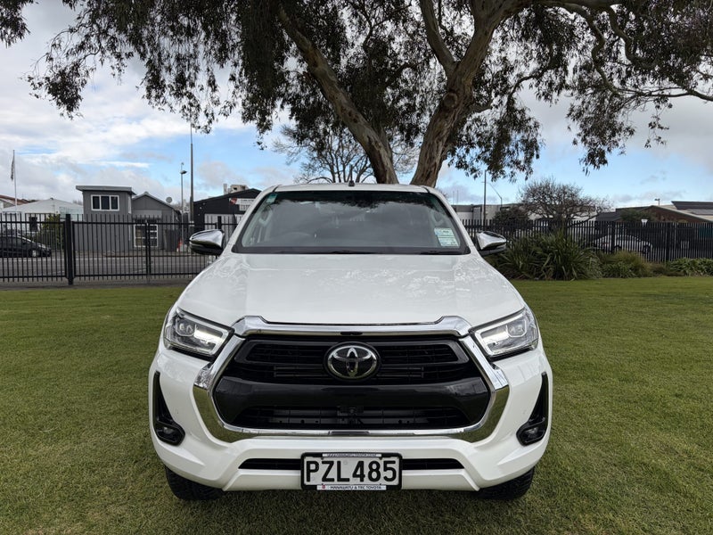 2023 Toyota Hilux SR5 2.8DT Automatic 2WD Doubl... image 2