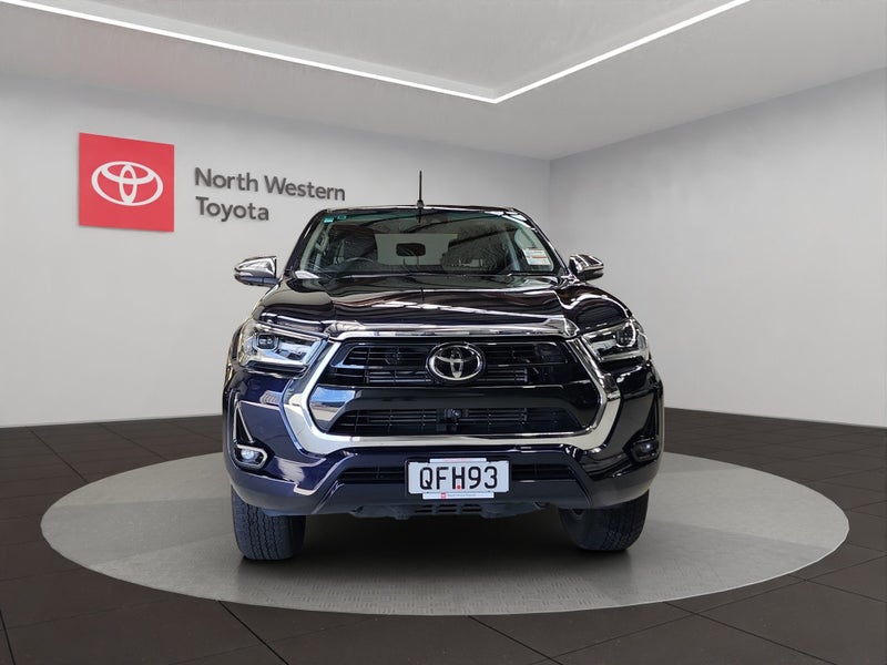 2023 Toyota Hilux SR5 2.8L Diesel Turbo 4WD Ute image 2