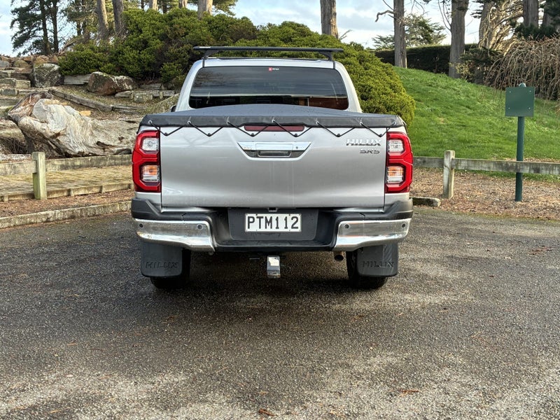 2023 Toyota Hilux SR5 4WD image 5