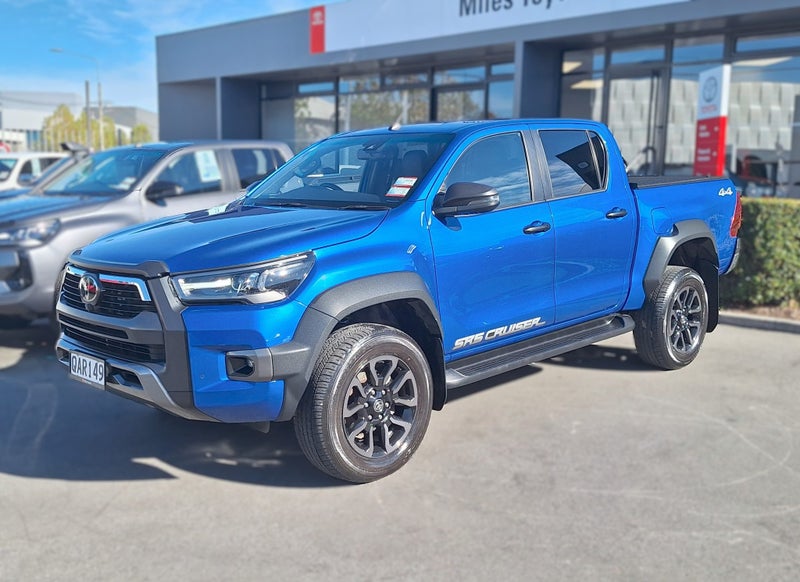 2023 Toyota Hilux SR5 Cruiser 2.8 4WD Auto image 3