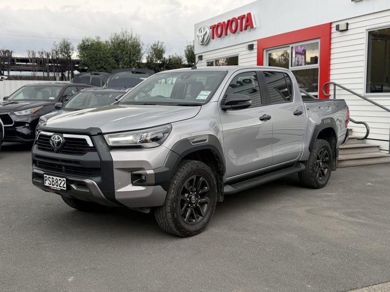 2023 Toyota Hilux SR5 Cruiser 2.8DT 6AT 2WD DCW... image 5