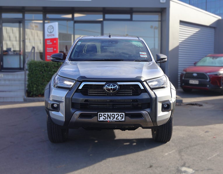 2023 Toyota Hilux SR5 Cruiser 2.8DT 6AT 4WD DCW... image 2