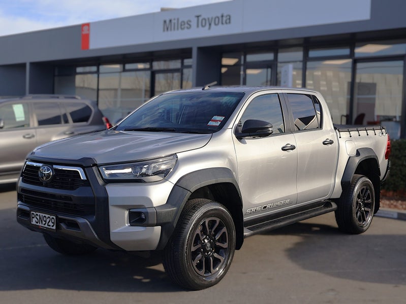 2023 Toyota Hilux SR5 Cruiser 2.8DT 6AT 4WD DCW... image 3