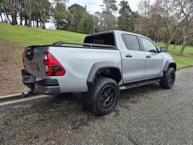 2023 Toyota Hilux SR5 Cruiser 2.8DT 6AT 4WD DCW... image 5