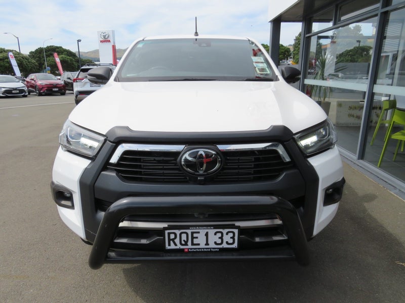 2023 Toyota Hilux SR5 Cruiser image 3