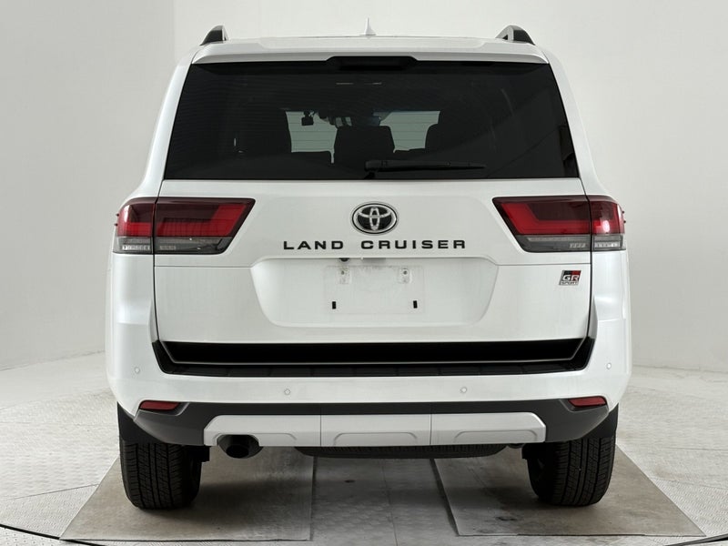 2023 Toyota Land Cruiser 300 3.3D GR Sport 4WD... image 3