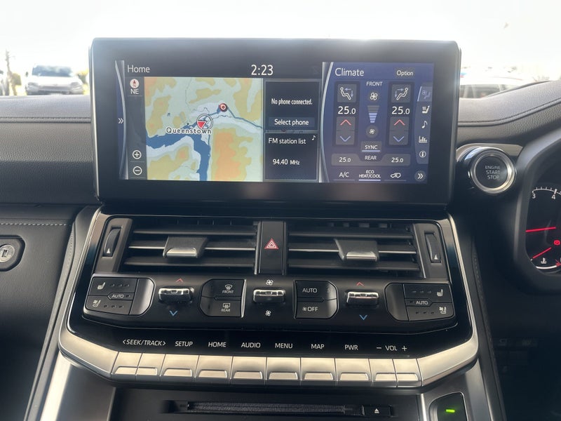 2023 Toyota Land Cruiser 300 VX 3.3DT 10AT 4WD... image 5