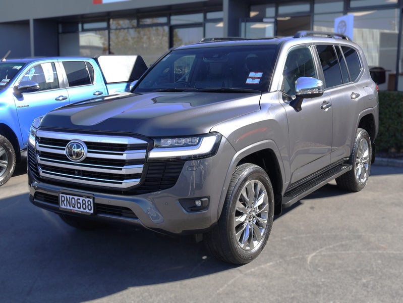 2023 Toyota Land Cruiser 300 VX Limited 3.3DT 1... image 3