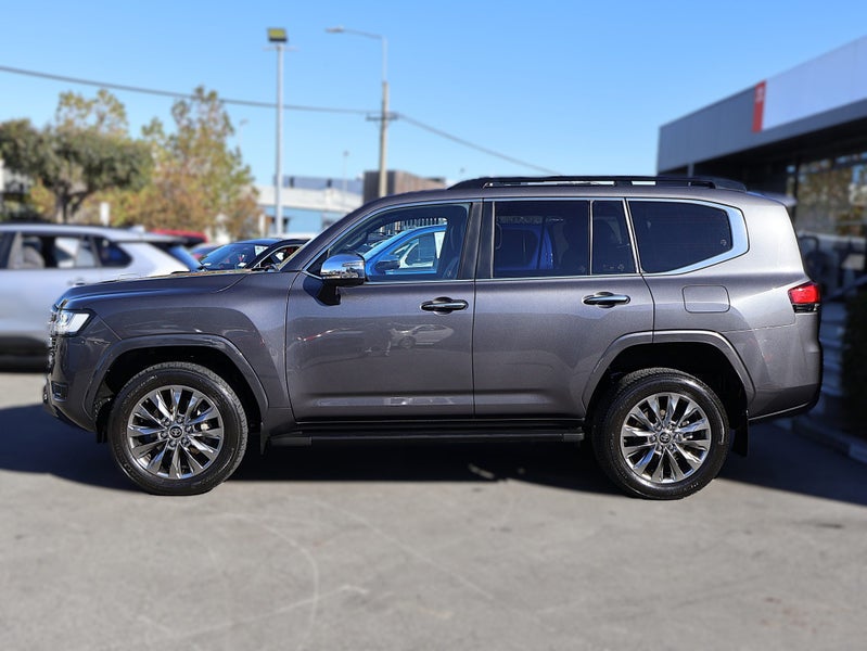 2023 Toyota Land Cruiser 300 VX Limited 3.3DT 1... image 4