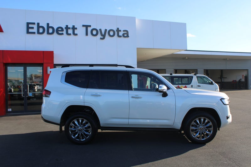 2023 Toyota Land Cruiser 300 VX Limited 3.3DT 1... image 2