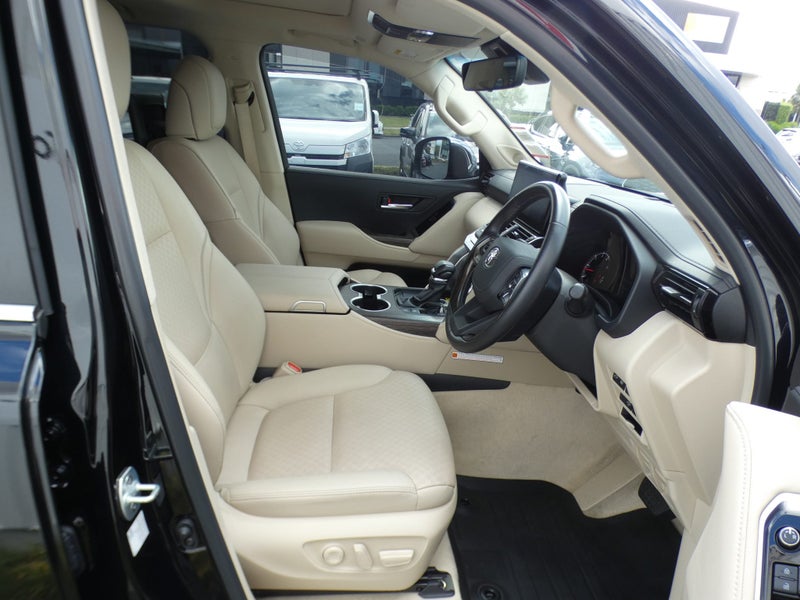 2023 Toyota Land Cruiser 300 VX Limited 3.3DT 1... image 2