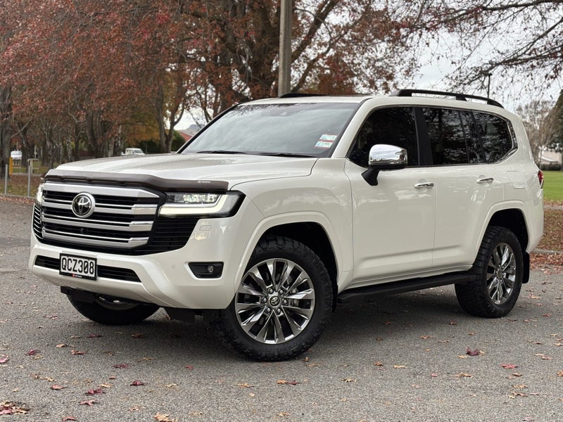 2023 Toyota Land Cruiser 300 VX Limited 3.3DT 1... image 3
