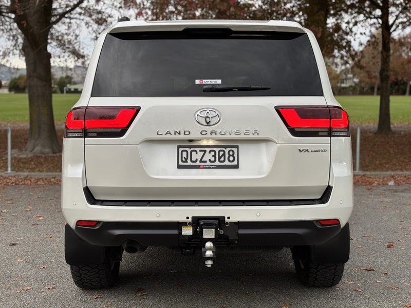 2023 Toyota Land Cruiser 300 VX Limited 3.3DT 1... image 4