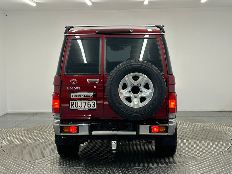 2023 Toyota Land Cruiser 70 LX 4.5DT 4WD image 4