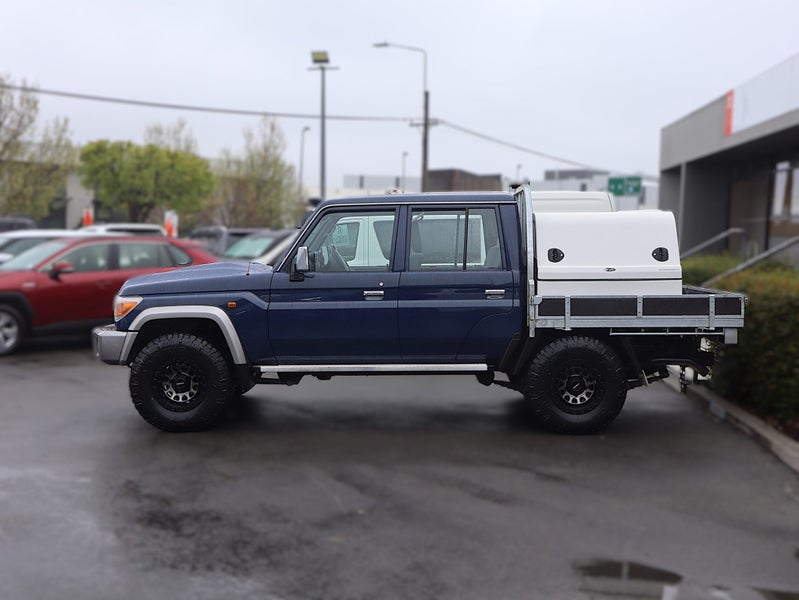 2023 Toyota Land Cruiser 70 LX 4.5L V8 Turbo Di... image 4