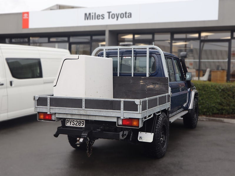 2023 Toyota Land Cruiser 70 LX 4.5L V8 Turbo Di... image 5