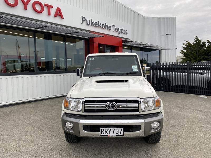 2023 Toyota Land Cruiser Landcruiser LX 4.5DT 4... image 4