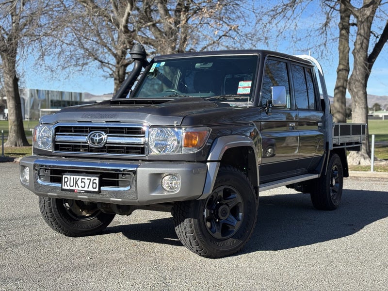 2023 Toyota Land Cruiser Lx 4.5Dt/4Wd/5Mt image 3